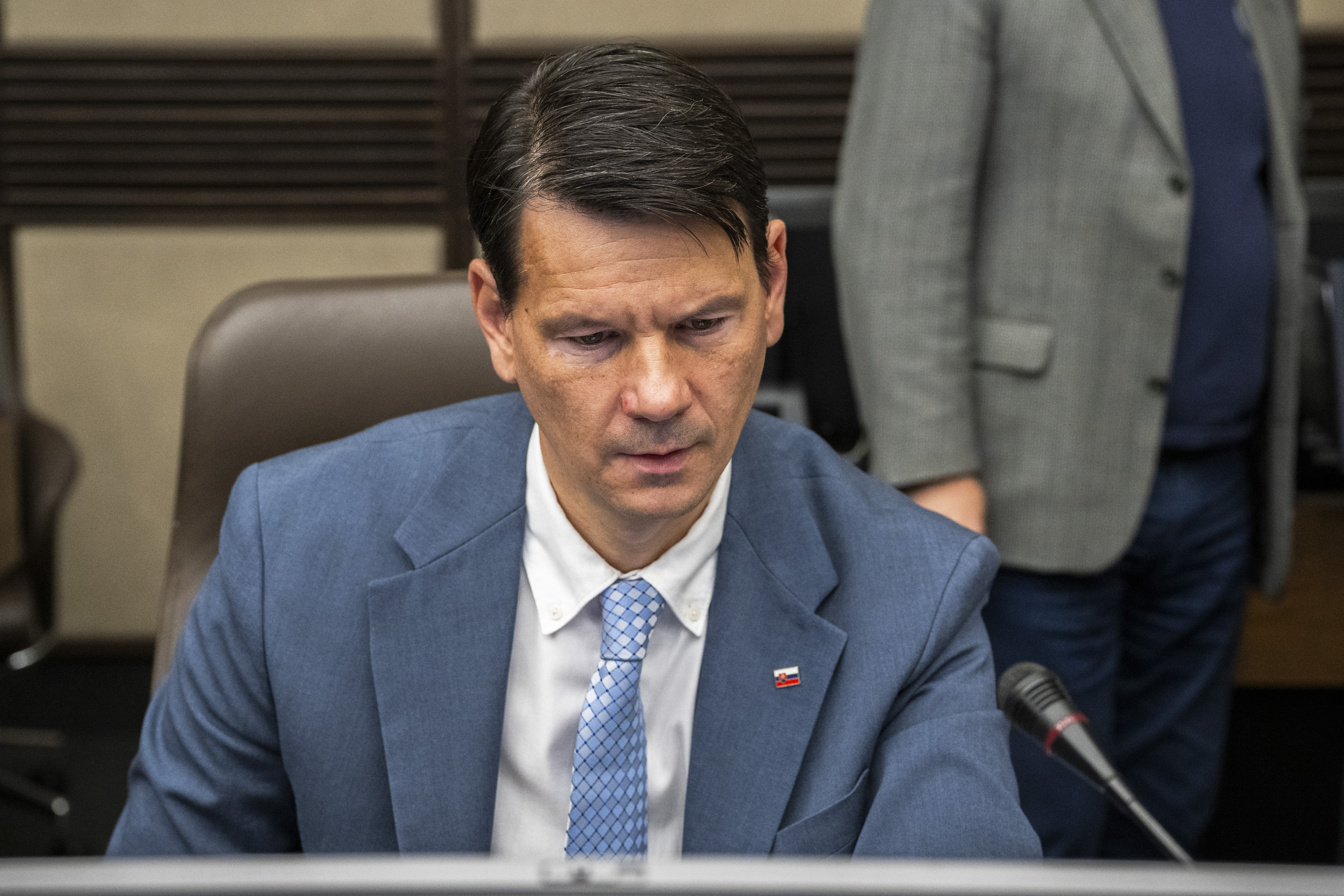 Lekári dostali za služby na malackom urgente príplatky päťsto eur. Ódor aj Palkovič mlčia. Nevzbudzuje to dôveru, hodnotí Transparency