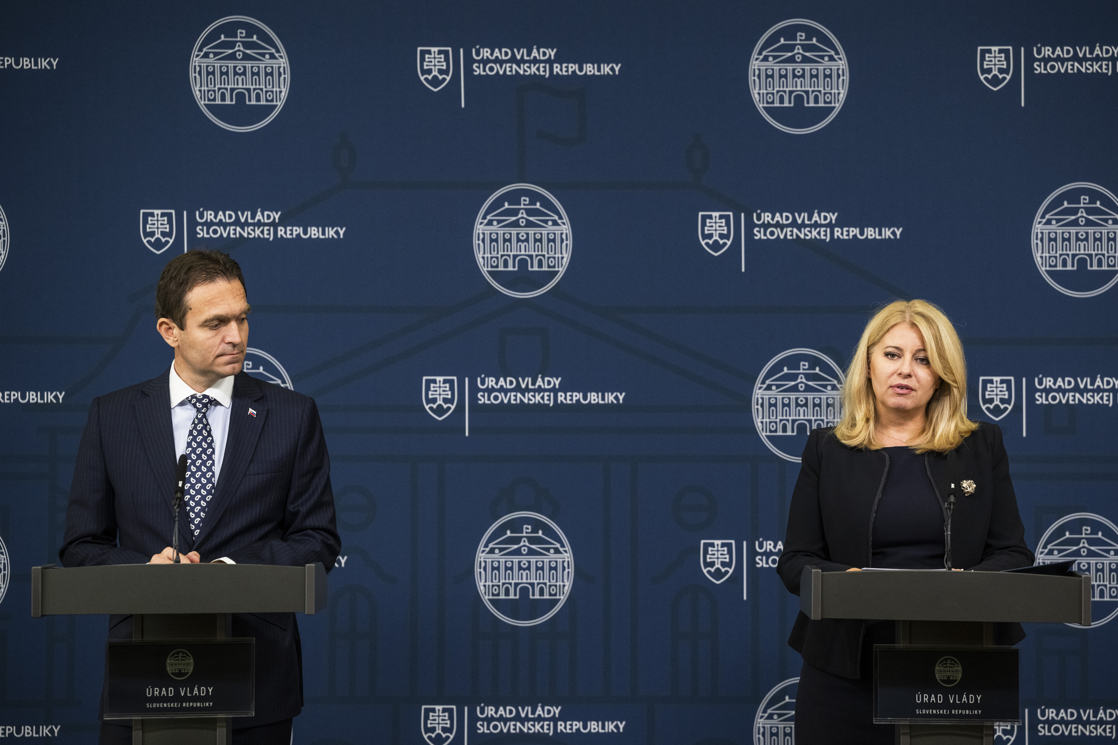 Ódor podá v stredu na vláde návrh na odvolanie riaditeľa SIS Aláča. Hamran má podľa neho výsledky a vo funkcii zostáva