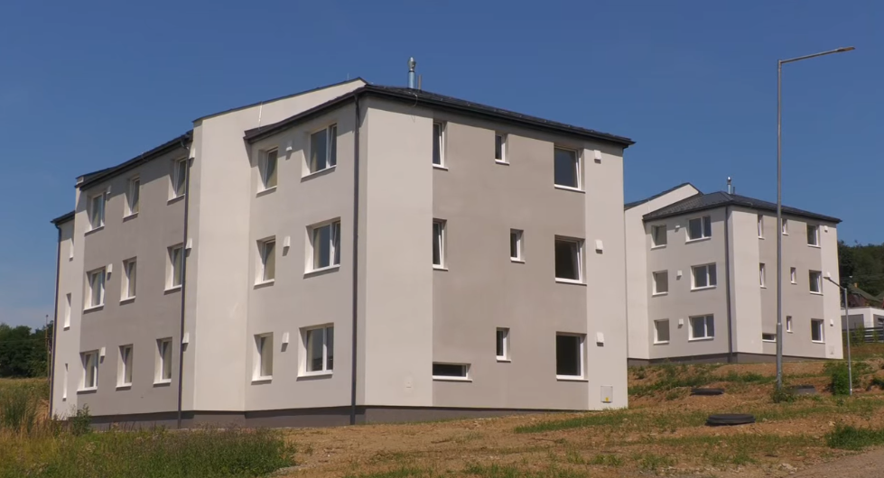 Obec Klokočov postavila ďalších 18 nájomných bytov, záujem o bývanie je veľký