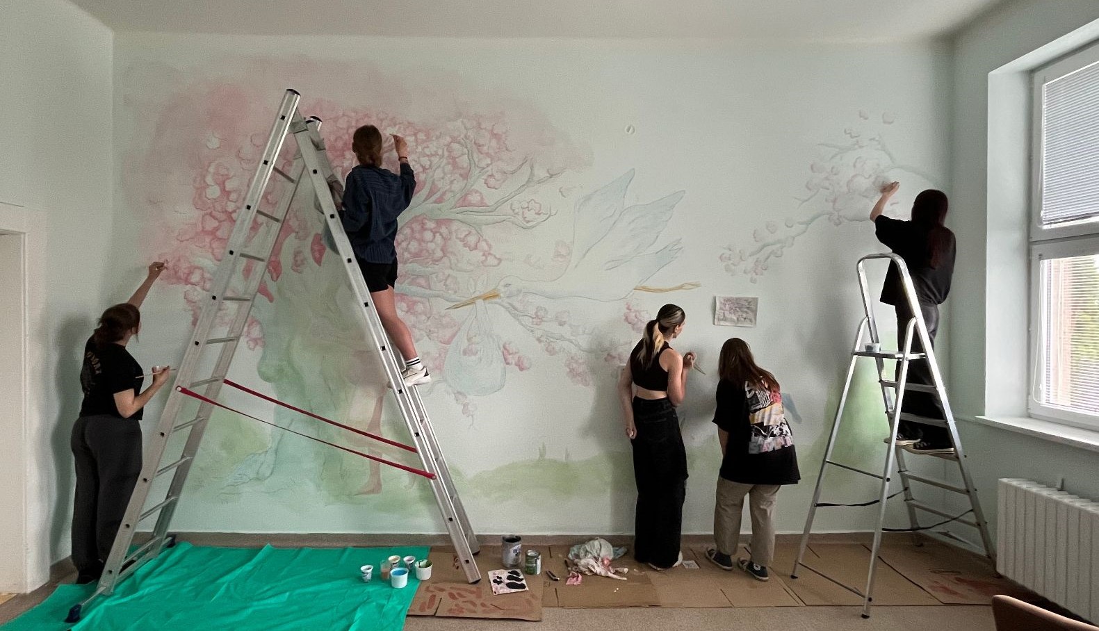 Žiaci Školy umeleckého priemyslu skrášlili viaceré prešovské priestranstvá