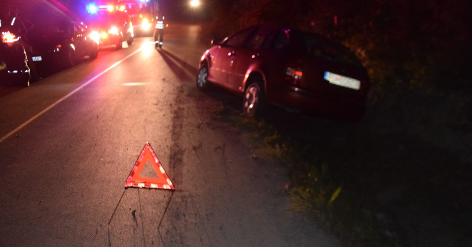 FOTO: Opitý motocyklista s tehotnou spolujazdkyňou utrpeli ťažké zranenia