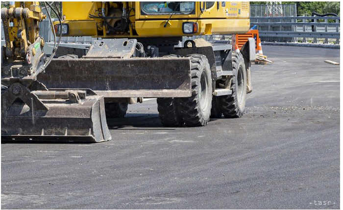 Správa ciest KSK obstarala novú techniku bez zaťaženia krajského rozpočtu