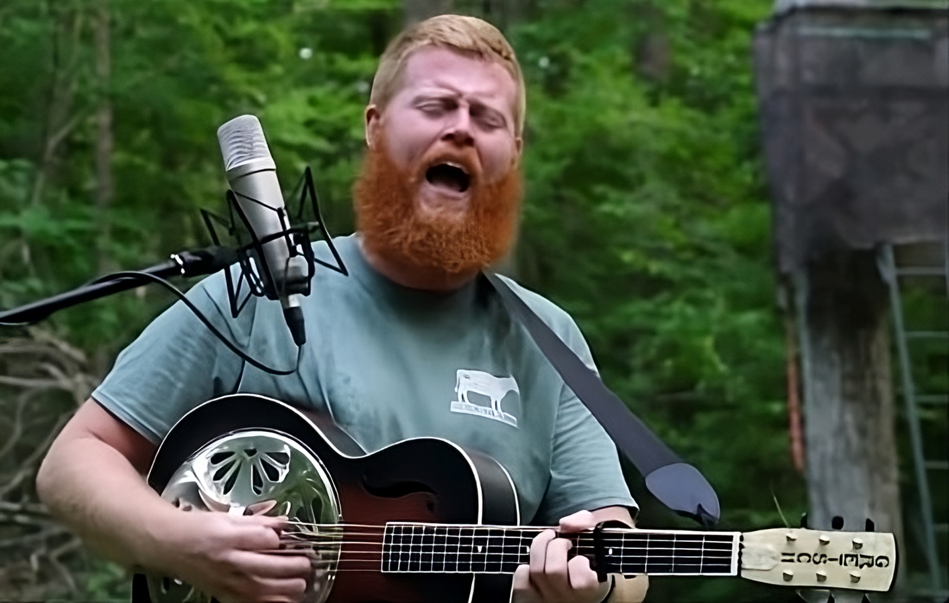 Pieseň, ktorá rozdelila Ameriku: Pre progresívcov konšpirácia, pre konzervatívcov sloboda prejavu