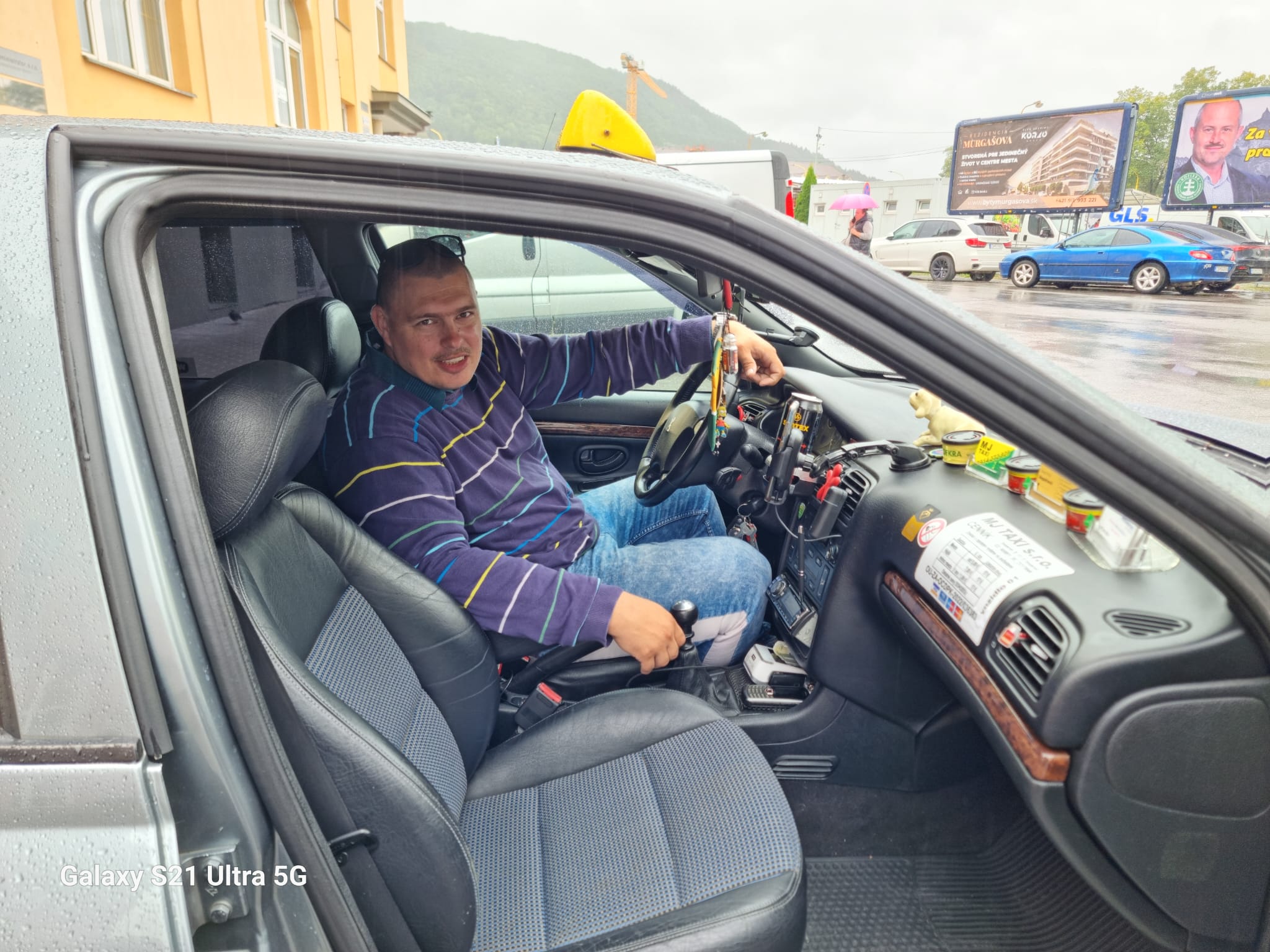 ROZHOVOR: Žilinský taxikár vozí pacientov do nemocnice zadarmo