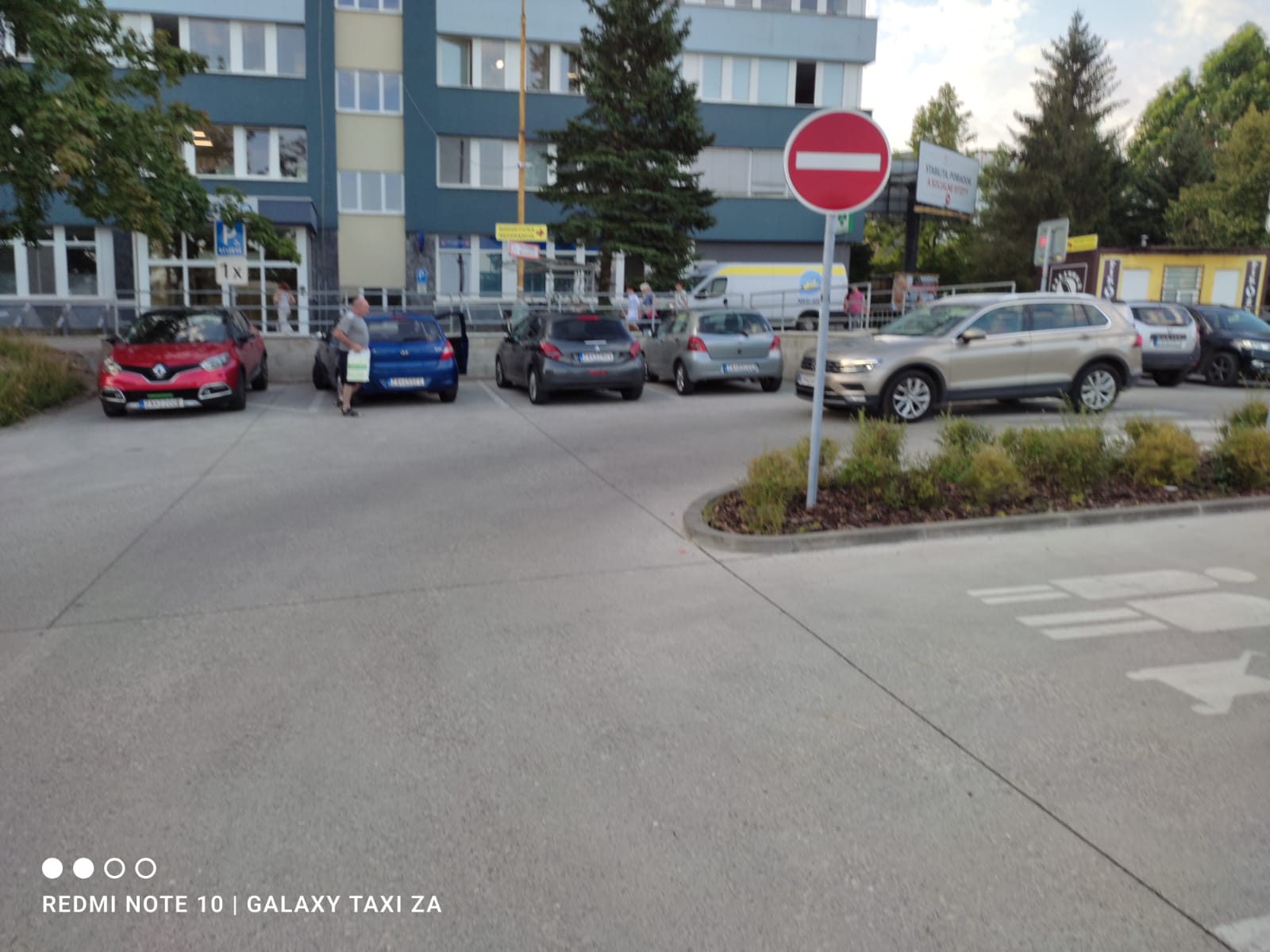 VIDEO: Toto naozaj prehnal. K lekárovi si chcel takto skrátiť cestu