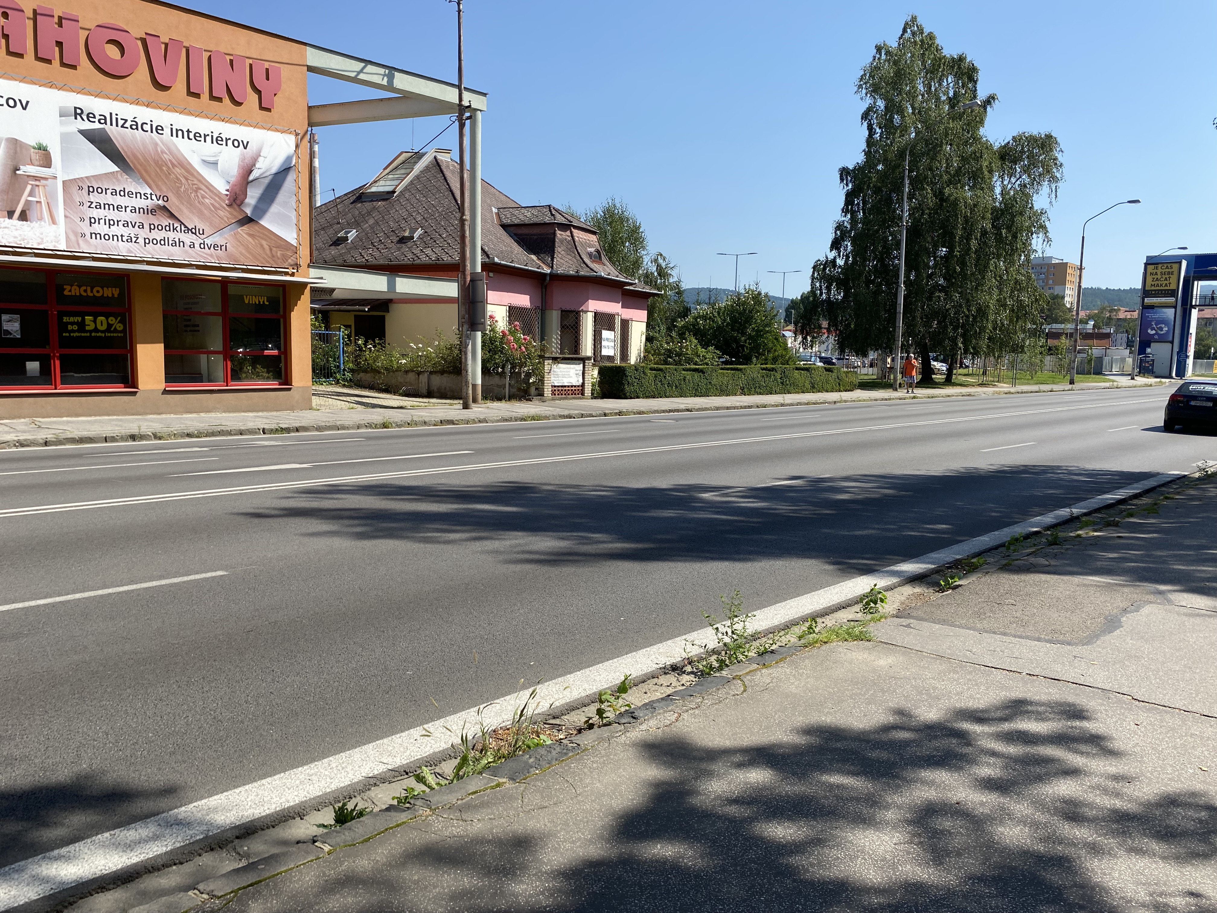 VIDEO Deň po tragédii: Čo bude s kolobežkármi a nebezpečnou cestou v Trenčíne?