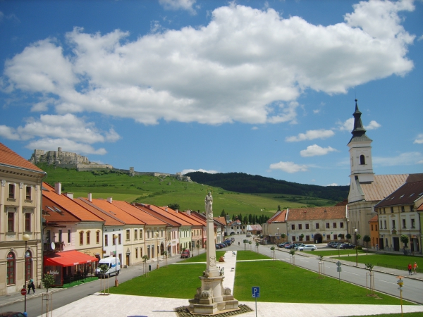 V Katúni vynovili multifunkčné ihrisko