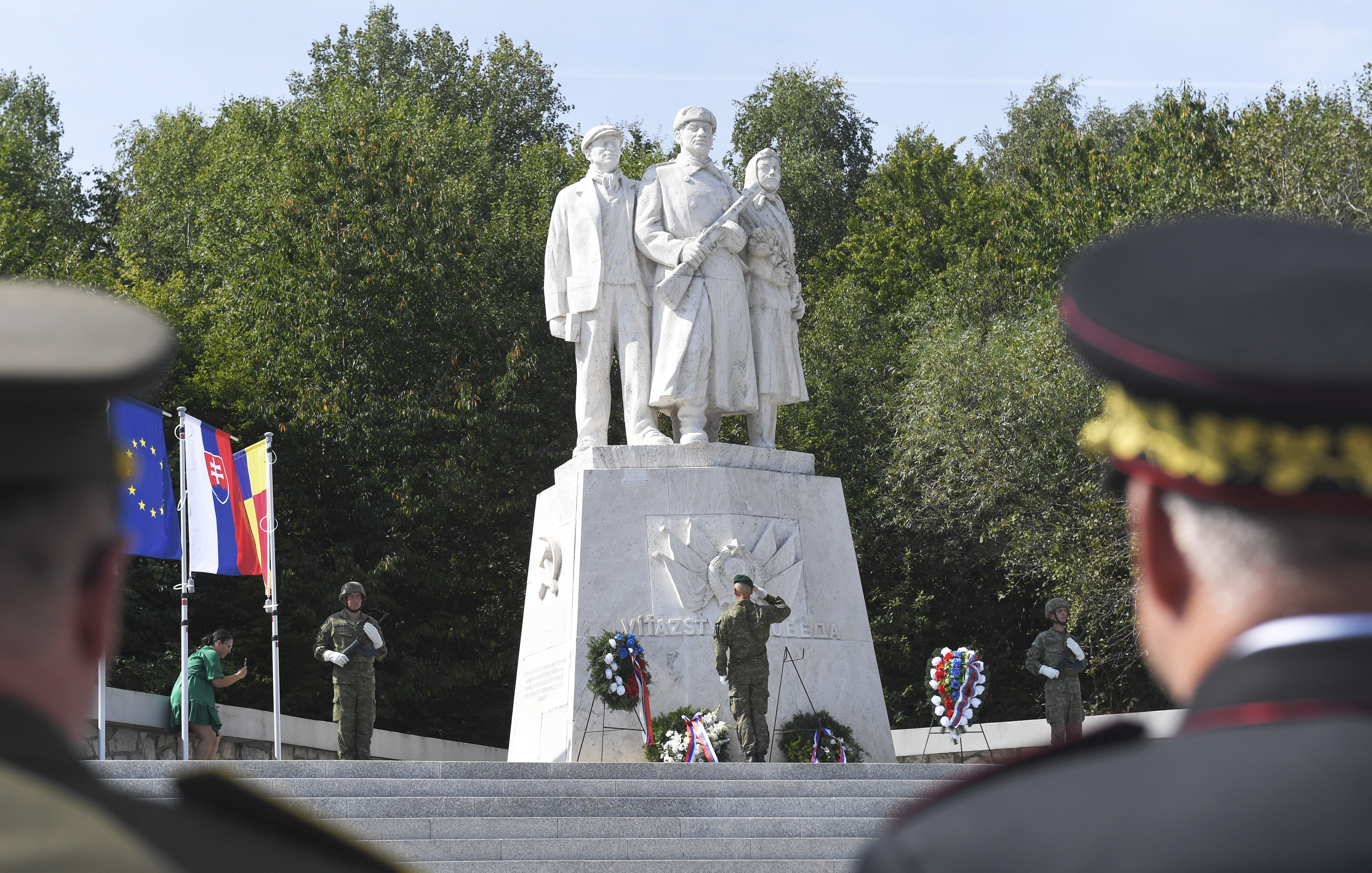 Na Dargove vzdali úctu hrdinom padlým počas Slovenského národného povstania