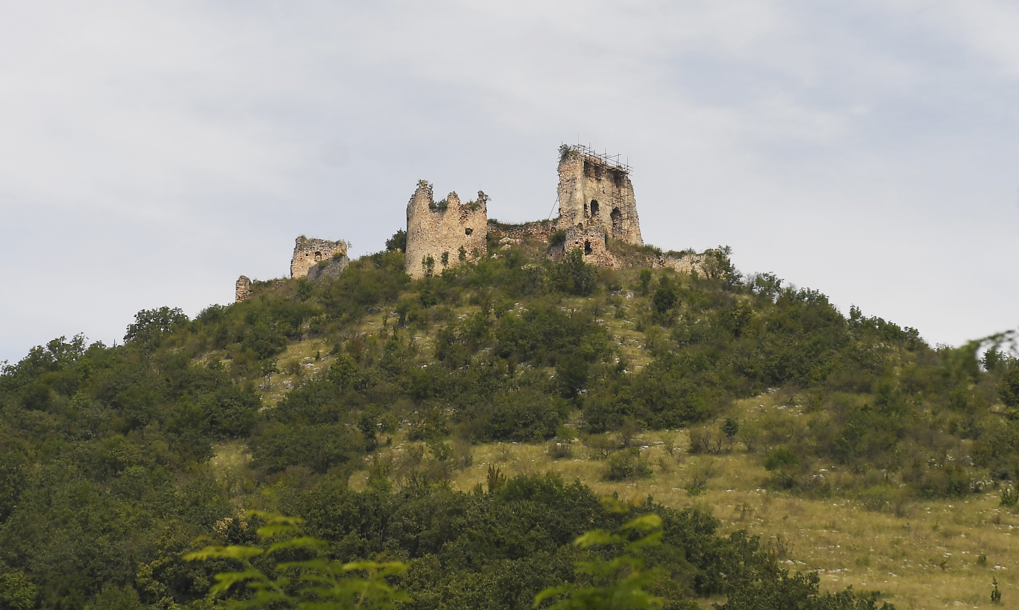 Tip na výlet: Turniansky hrad sa vracia do života, nadšenci pracujú na jeho záchrane