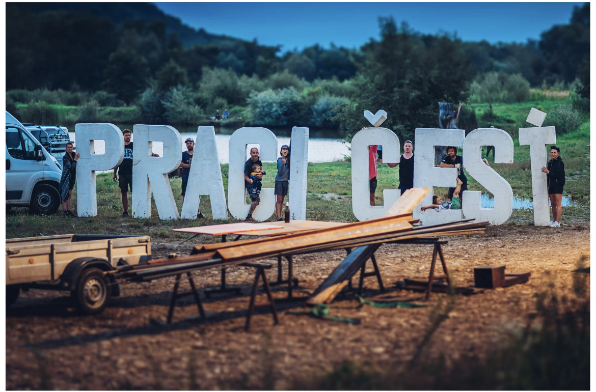 Práci česť! Umelci ovládnu Veľký Šariš na jedinečnom festivale