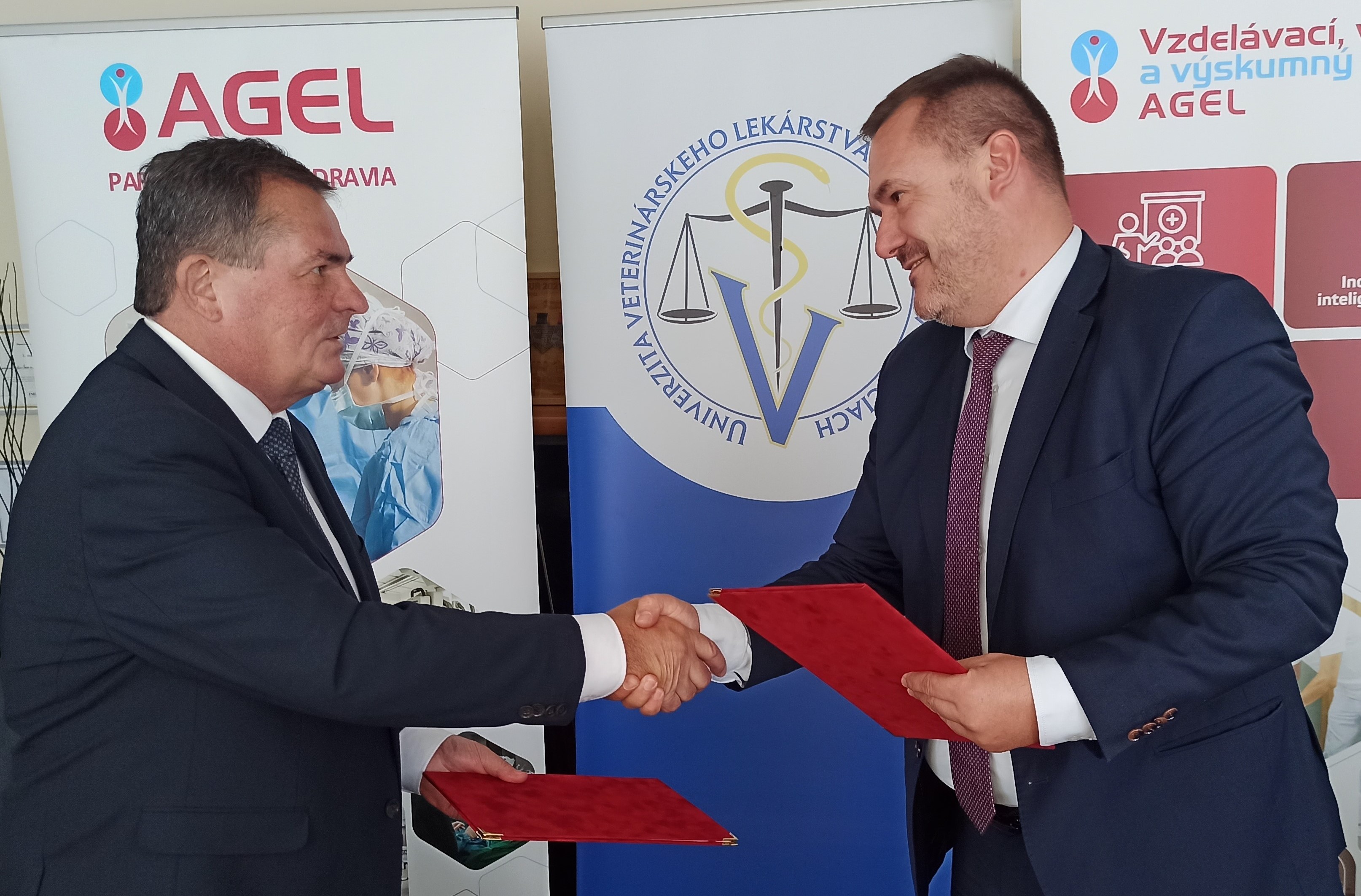 Vedci a „veterinári