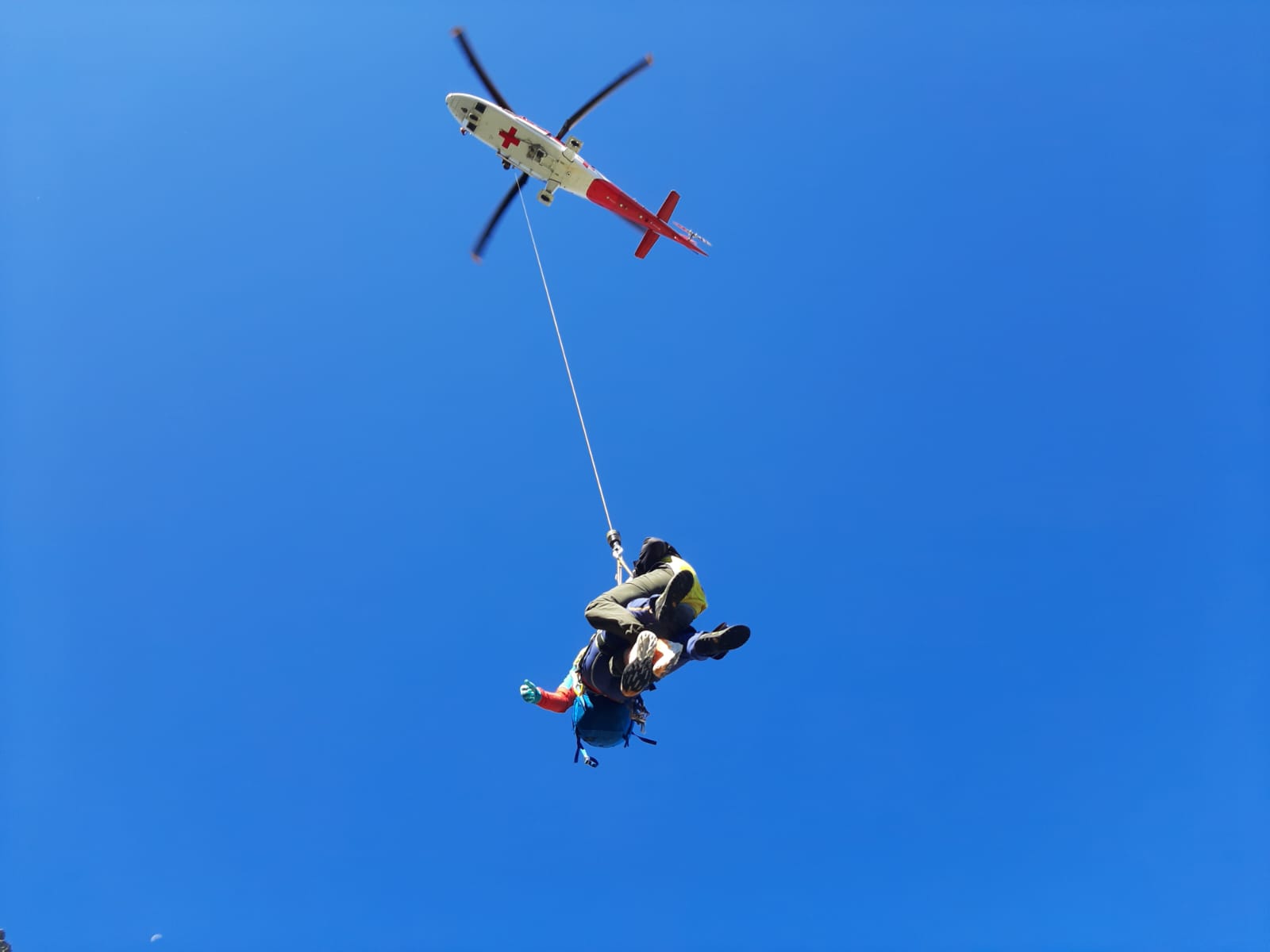 Pre úrazy vo Vysokých Tatrách zasahovali horskí aj leteckí záchranári