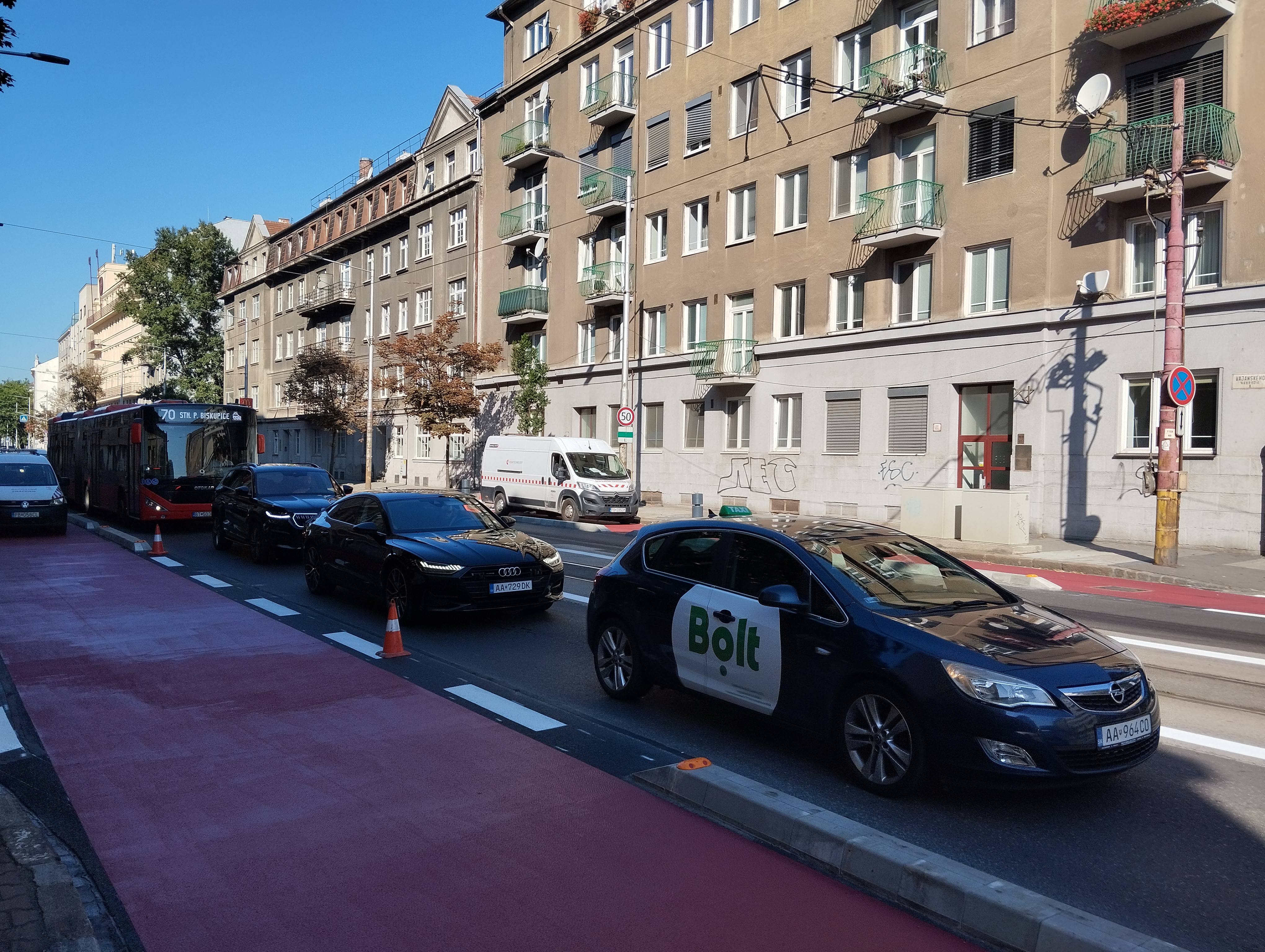 Mesto rieši dopravnú situáciu pri nábreží Dunaja novým cyklopruhom