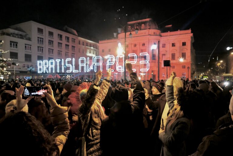 Silvestrovské oslavy v Bratislave. FOTO: Facebook - BKIS