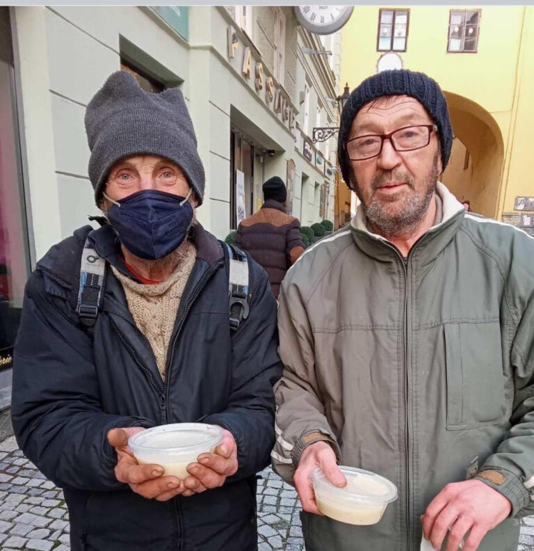 Pomoci nikdy nie je dosť. Zdroj: fb Podaj ďalej
