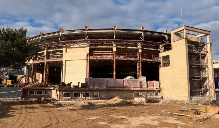 Národné olympijské centrum plaveckých športov Košice