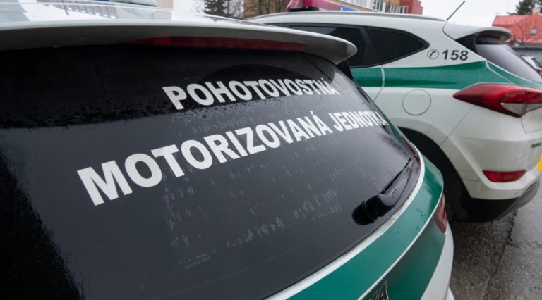 Polícia riešila muža s parohmi