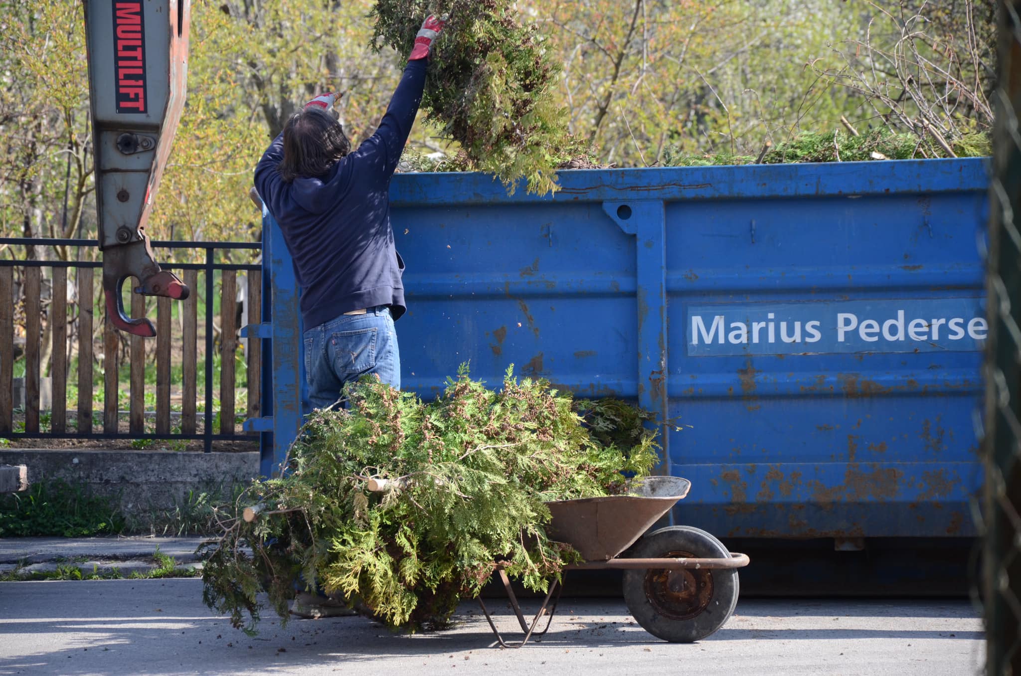 Trenčín má za sebou veľké upratovanie. Pozrite sa, koľko toho ľudia vyhodili
